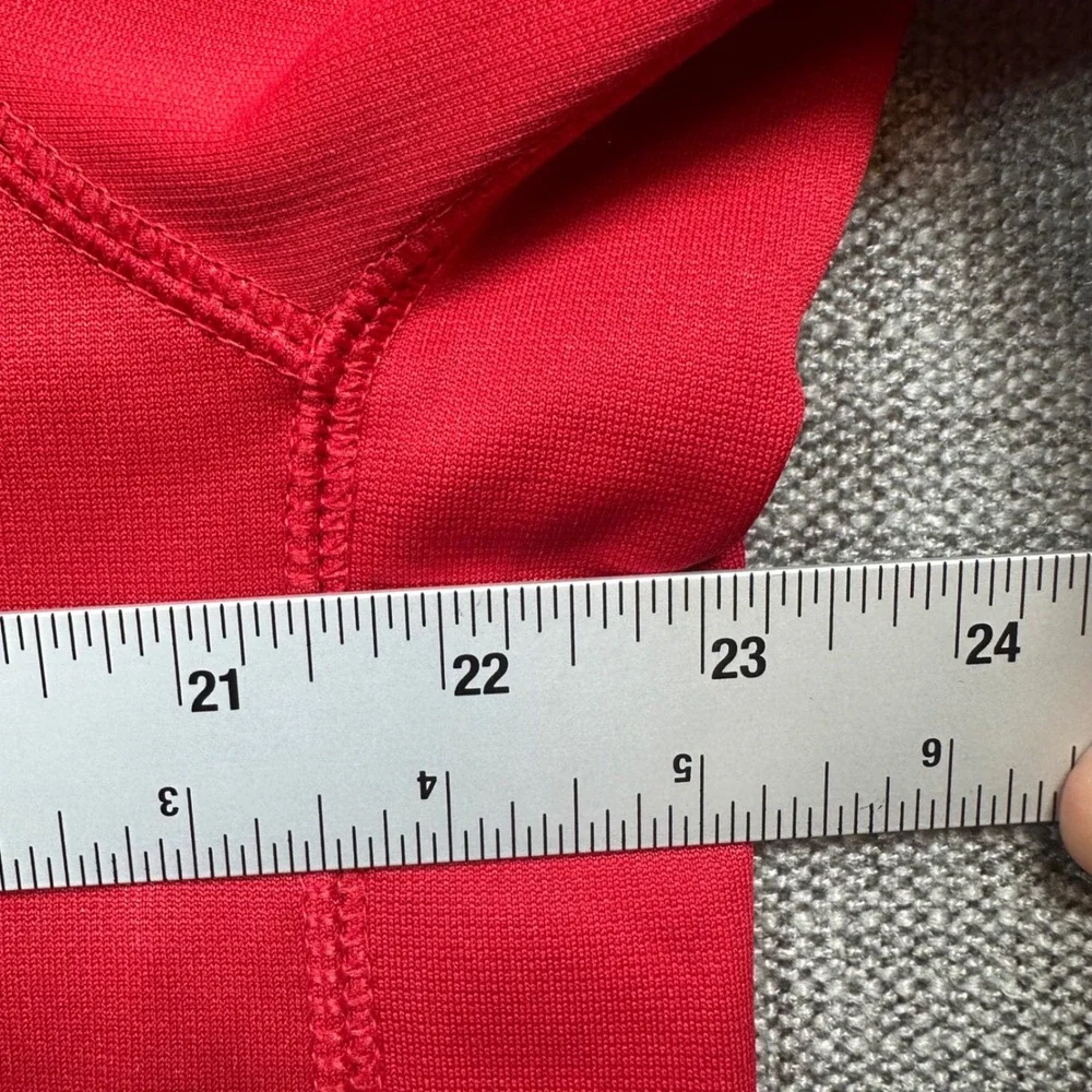 Nike Therma-FIT Quarter Zip Pullover Mens Medium Red   Performance Top